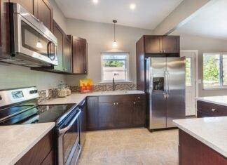 Czy mechanizm kwarcowy jest cichy? Czy mechanizm kwarcowy jest cichy?